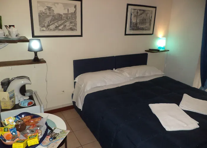 Quo Vadis 2 Oda ve Kahvaltı Roma